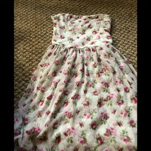 A children’s size eight dress